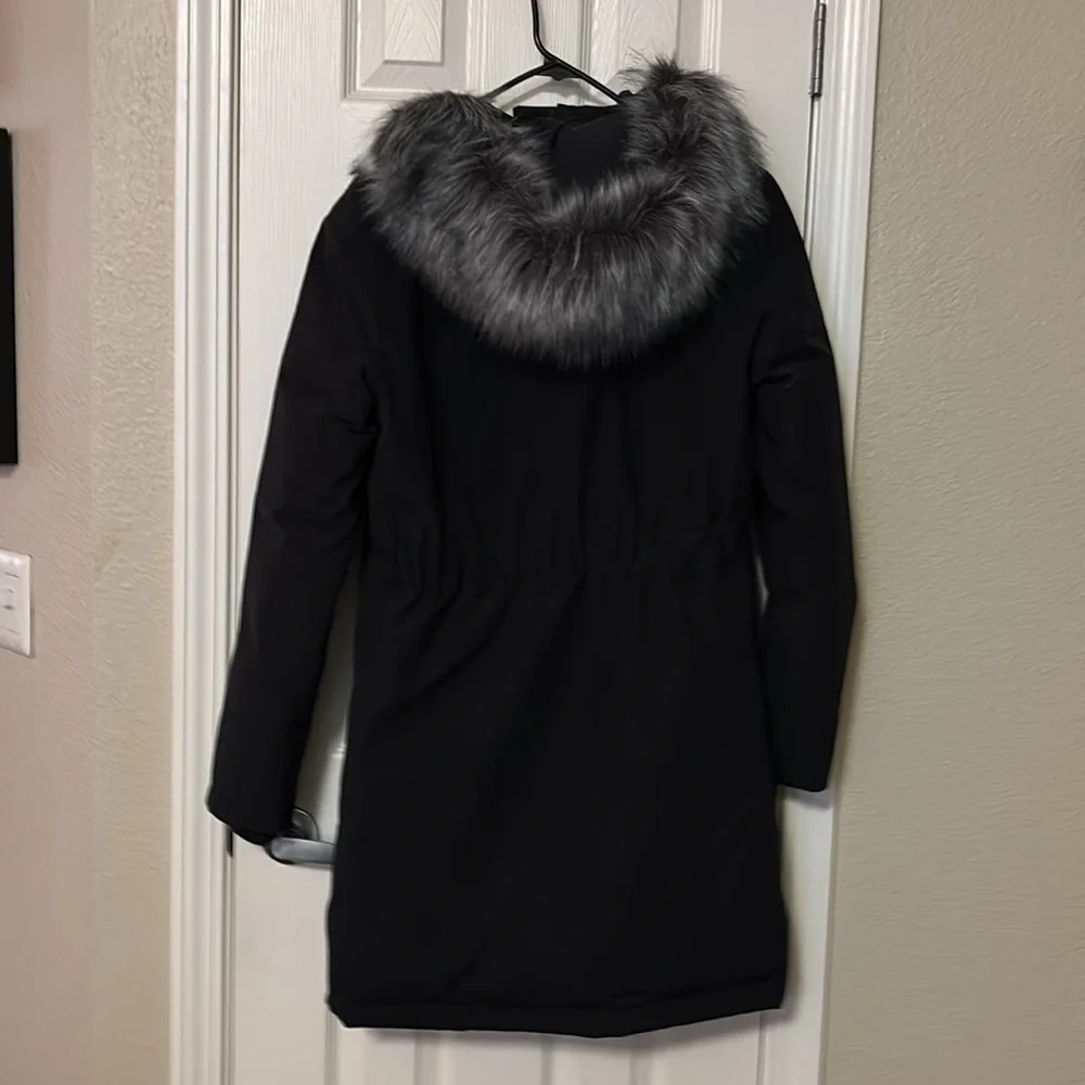 The North Face Women’s Arctic Parka - Picture 4 of 6